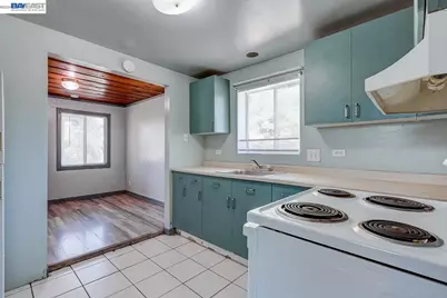 322 Poplar Ave, Manteca, CA 95336 - Photo 32