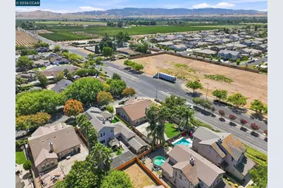 4519 Carnegie Ln, Brentwood, CA 94513 - Photo 52
