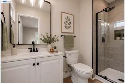 587 Somoa Lane, Lathrop, CA 95330 - Photo 32