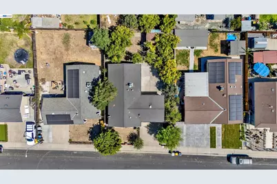 587 Somoa Lane, Lathrop, CA 95330 - Photo 40