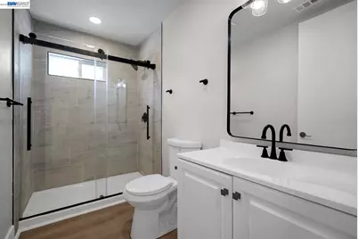 587 Somoa Lane, Lathrop, CA 95330 - Photo 16