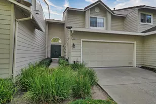 7445 Rolling Hills Cir, Dublin, CA 94568 - Photo 4