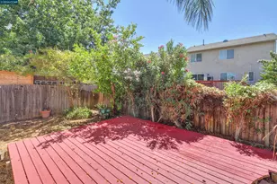 209 Cedar Rock Cir, Sacramento, CA 95823 - Photo 34
