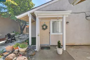 209 Cedar Rock Cir, Sacramento, CA 95823 - Photo 4