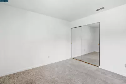 209 Cedar Rock Cir, Sacramento, CA 95823 - Photo 26