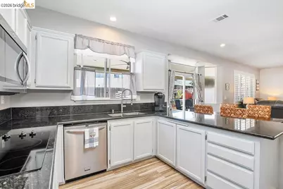 108 Edmeades Court, Oakley, CA 94561 - Photo 12