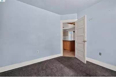 7015 Holly St, Oakland, CA 94621 - Photo 12
