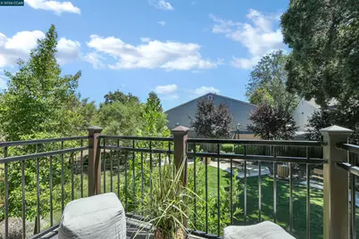 1260 Detroit Ave #4, Concord, CA 94520 - Photo 14