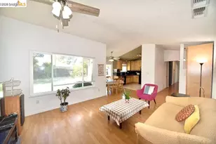 39 Stanislaus Cir, Sacramento, CA 95831 - Photo 4