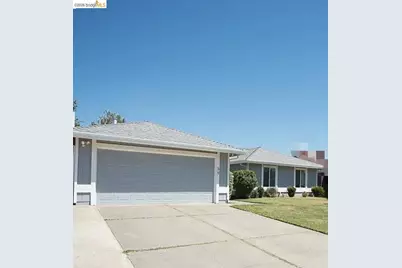39 Stanislaus Cir, Sacramento, CA 95831 - Photo 2