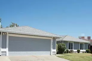 39 Stanislaus Cir, Sacramento, CA 95831 - Photo 2