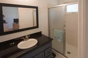 39 Stanislaus Cir, Sacramento, CA 95831 - Photo 12