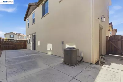 2134 Daimler St, Lathrop, CA 95330 - Photo 24