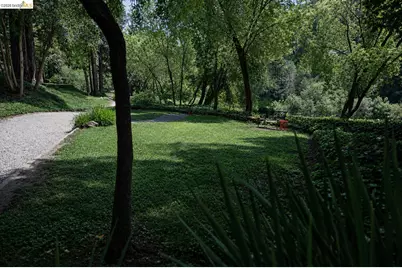 14050 Sosna Way, Guerneville, CA 95446 - Photo 26
