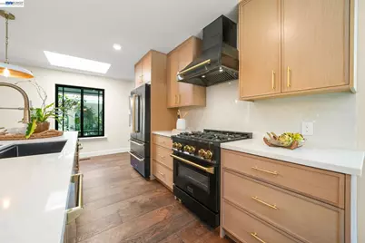 2883 Bowling Green Dr, Walnut Creek, CA 94598 - Photo 14