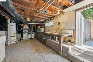 214 Mandalay Rd, Oakland, CA 94618 - Photo 50