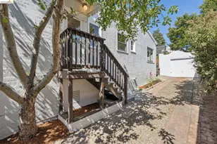 214 Mandalay Rd, Oakland, CA 94618 - Photo 48