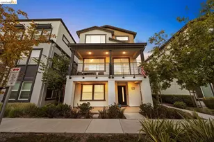 2825 Crusader St, Alameda, CA 94501 - Photo 1