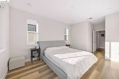 2825 Crusader St, Alameda, CA 94501 - Photo 22