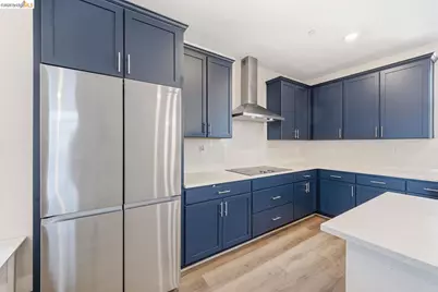 2825 Crusader St, Alameda, CA 94501 - Photo 14