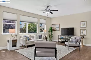 1814 Balsam Ct, Lathrop, CA 95330 - Photo 6