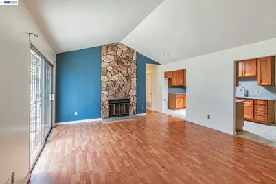 2538 16th St, Oakland, CA 94601 - Photo 4