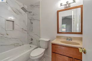 2538 16th St, Oakland, CA 94601 - Photo 26