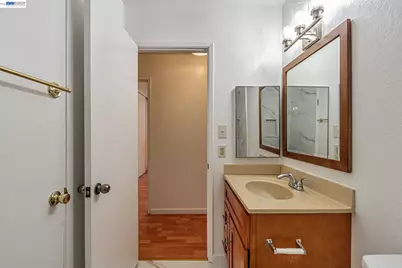 2538 16th St, Oakland, CA 94601 - Photo 28