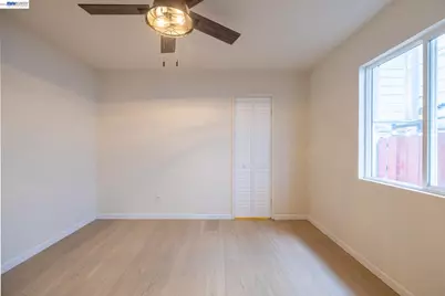2540 16th St, Oakland, CA 94601 - Photo 14