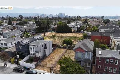 826 Pine St, Oakland, CA 94607 - Photo 10