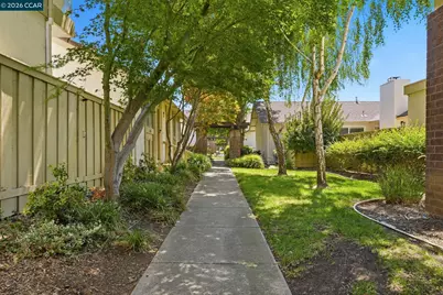 4814 Wolf Way, Concord, CA 94521 - Photo 2
