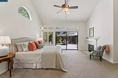 225 Valley Glen Ln, Martinez, CA 94553 - Photo 18