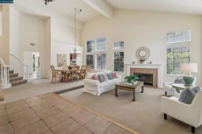 225 Valley Glen Ln, Martinez, CA 94553 - Photo 4