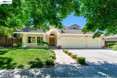 4576 Del Valle Pkwy, Pleasanton, CA 94566 - Photo 2