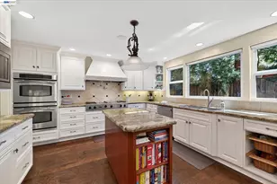 4576 Del Valle Pkwy, Pleasanton, CA 94566 - Photo 8