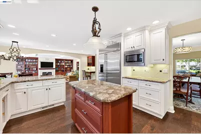 4576 Del Valle Pkwy, Pleasanton, CA 94566 - Photo 10