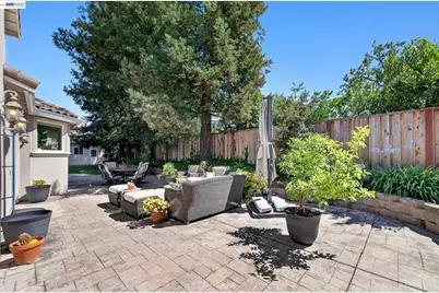 4576 Del Valle Pkwy, Pleasanton, CA 94566 - Photo 36