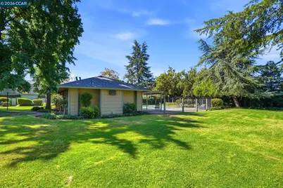 2890 Treat Blvd #39, Concord, CA 94518 - Photo 14