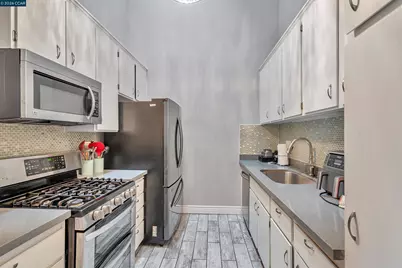 2121 Vale Rd #326, San Pablo, CA 94806 - Photo 8