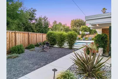 1279 Lancashire Dr, Concord, CA 94518 - Photo 76
