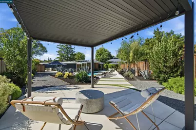 1279 Lancashire Dr, Concord, CA 94518 - Photo 72