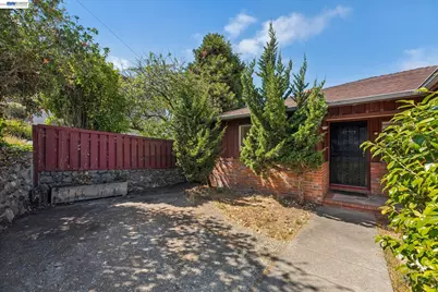 2005 Harper St, El Cerrito, CA 94530 - Photo 4