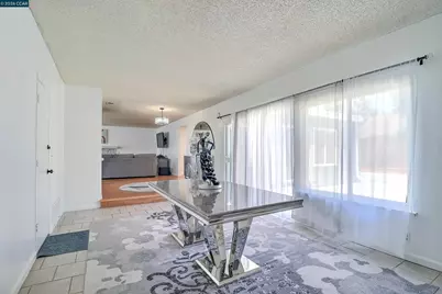 638 Berkeley Way, Fairfield, CA 94533 - Photo 12