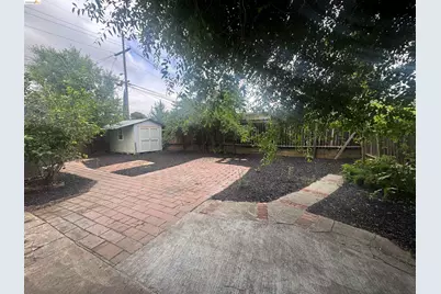 2029 Highland Dr, Concord, CA 94520 - Photo 20