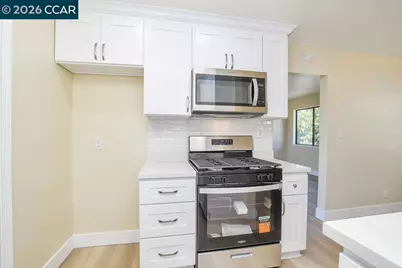 2520 Harrington Ave, Oakland, CA 94601 - Photo 14