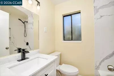 2520 Harrington Ave, Oakland, CA 94601 - Photo 6