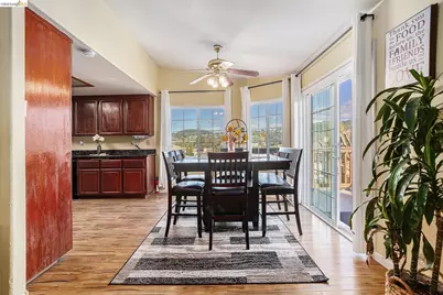 5490 Lenora Rd, Richmond, CA 94803 - Photo 6