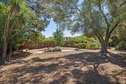 633 Laird Ln, Lafayette, CA 94549 - Photo 28