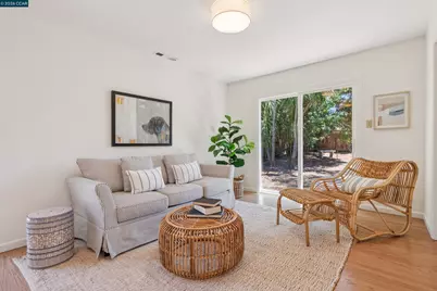 633 Laird Ln, Lafayette, CA 94549 - Photo 8