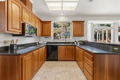 667 Bynum Ct, Oakley, CA 94561 - Photo 14